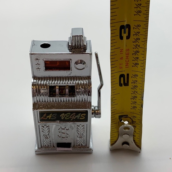 Vintage Las Vegas Nevada Travel Memorabilia Collectible Figurine - Picture 7 of 8